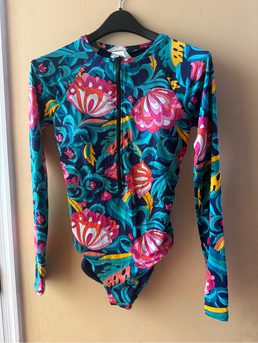 Trina Turk Womens India Garden Paddle Long-Sleeve Swimsuit - Floral Print, Small